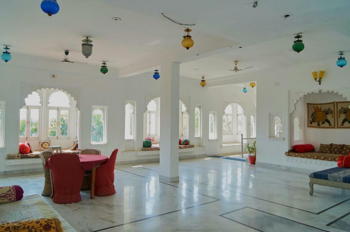 Hotel Aravali View Palace Udaipur Esterno foto